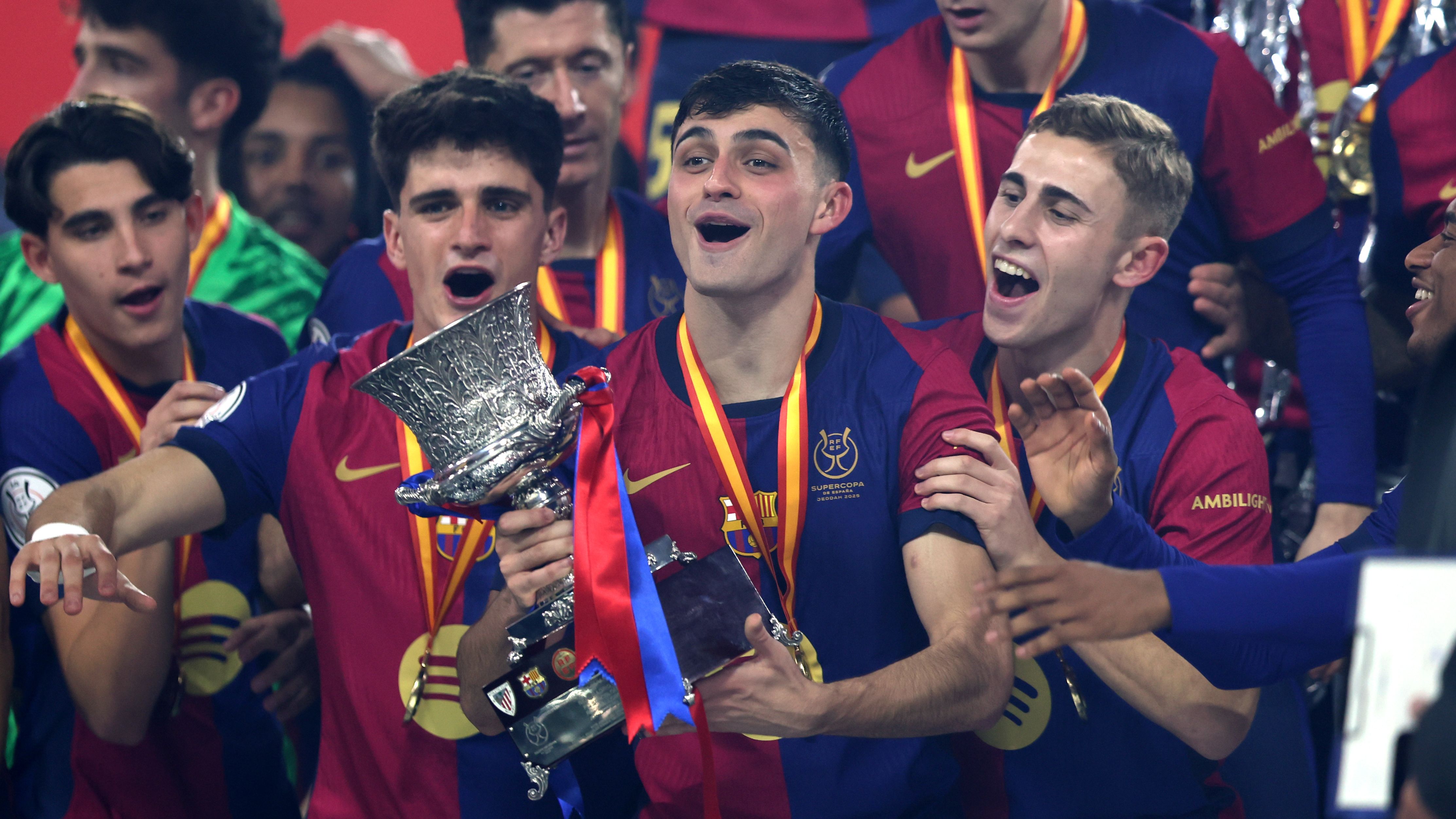 images-v3-getty-2193588585-crop-MM5DINBVGA5DENJQGM5G433XMU5DAORSGMZA====-GettyImages-2193588585