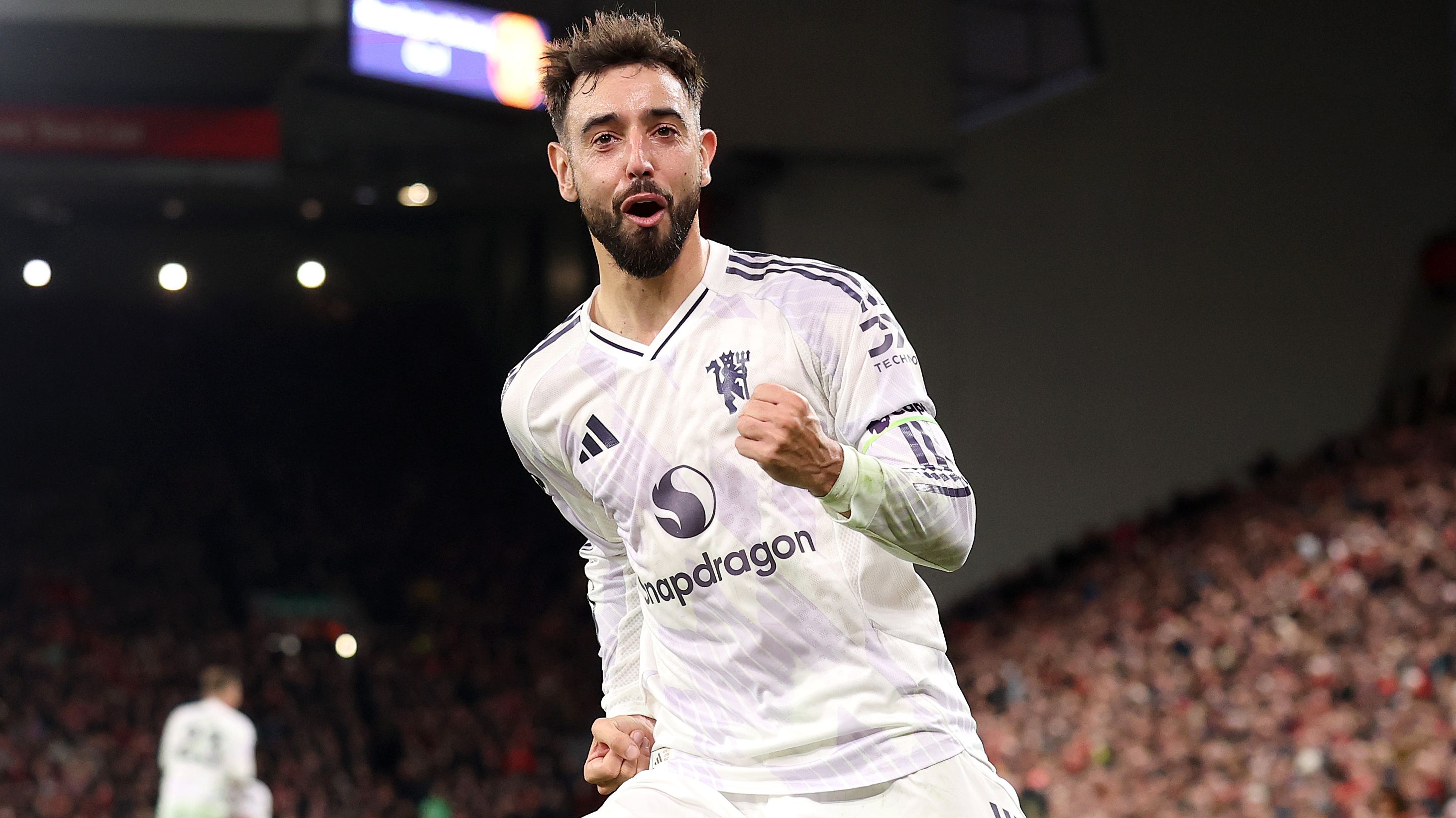 images-v3-getty-2242029860-crop-MM5DEOJSGU5DCNRUGU5G433XMU5DQMRSHIYTCOA=-GettyImages-2242029860