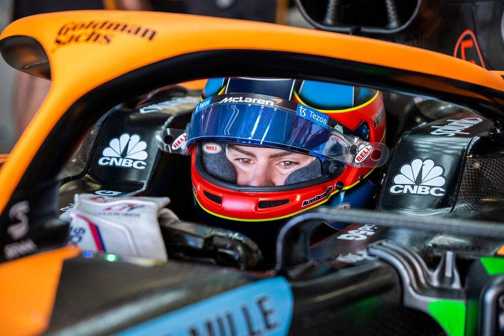 images-mgl-2jXLxDk6-s1000-colton-herta-mclaren-mcl35m-1