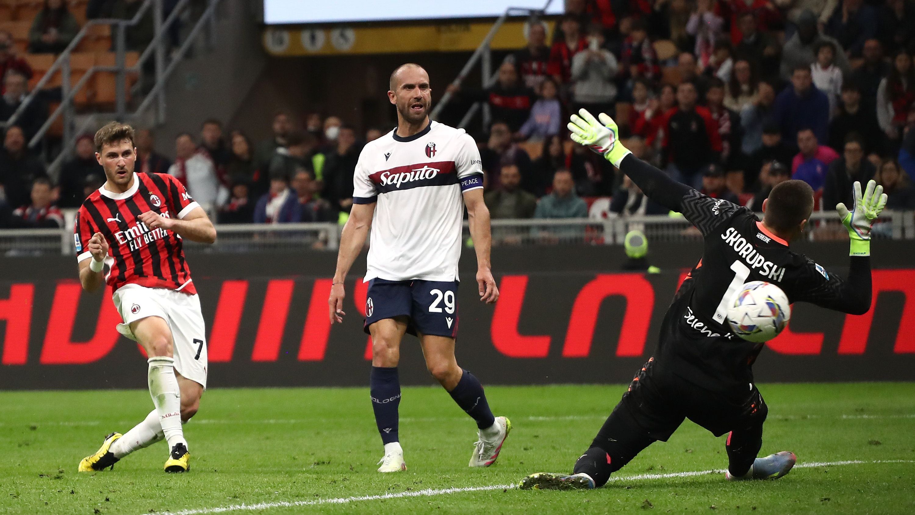 images-v3-getty-2214544596-crop-MM5DGMBQGA5DCNRYHA5G433XMU5DAORXGY======-GettyImages-2214544596