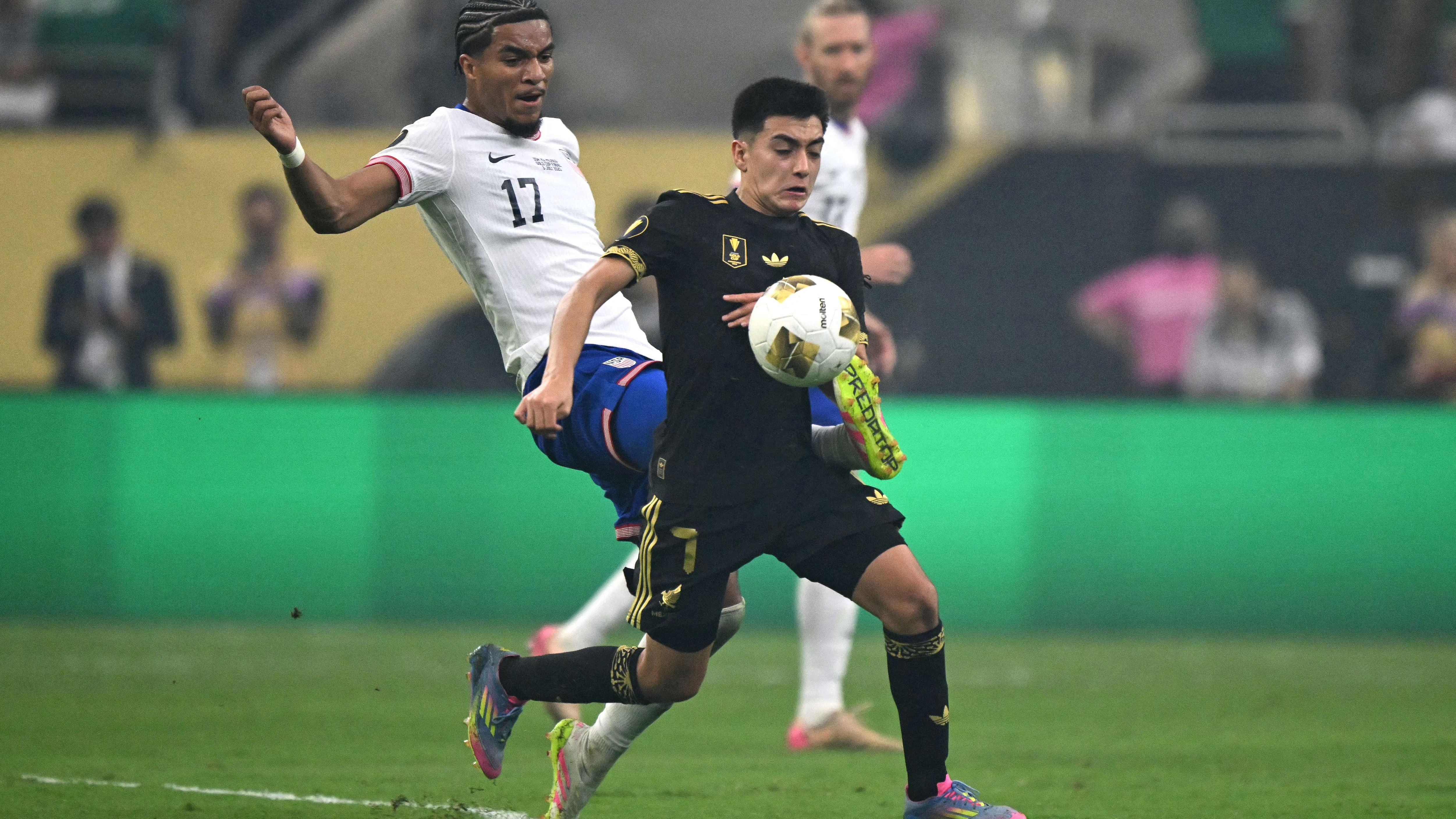 images-v3-getty-2223265124-crop-MM5DKMBQGQ5DEOBRGU5G433XMU5DAORSGYYQ====-GettyImages-2223265124