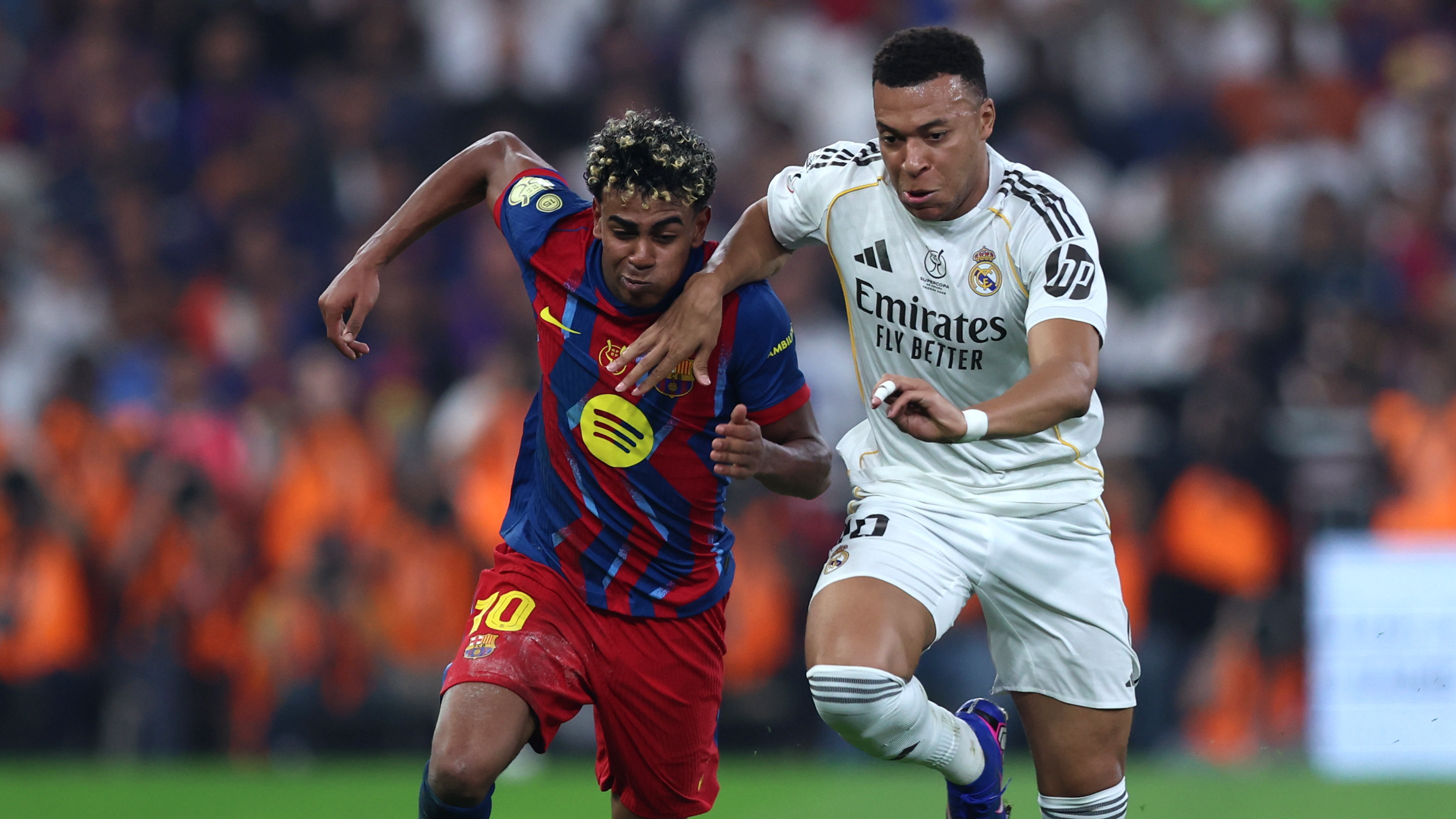 images-v3-getty-2255751774-crop-MM5DEOJRGE5DCNRTHA5G433XMU5DCNBUHIYTCNY=-GettyImages-2255751774