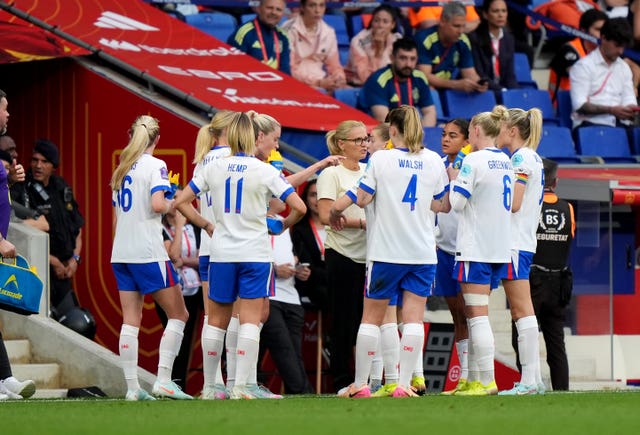 v2-image-production-b455e5b7f704279f32766ecfea19cbf8Y29udGVudHNlYXJjaGFwaSwxNzQ5MDYzMzM1-2.80494451