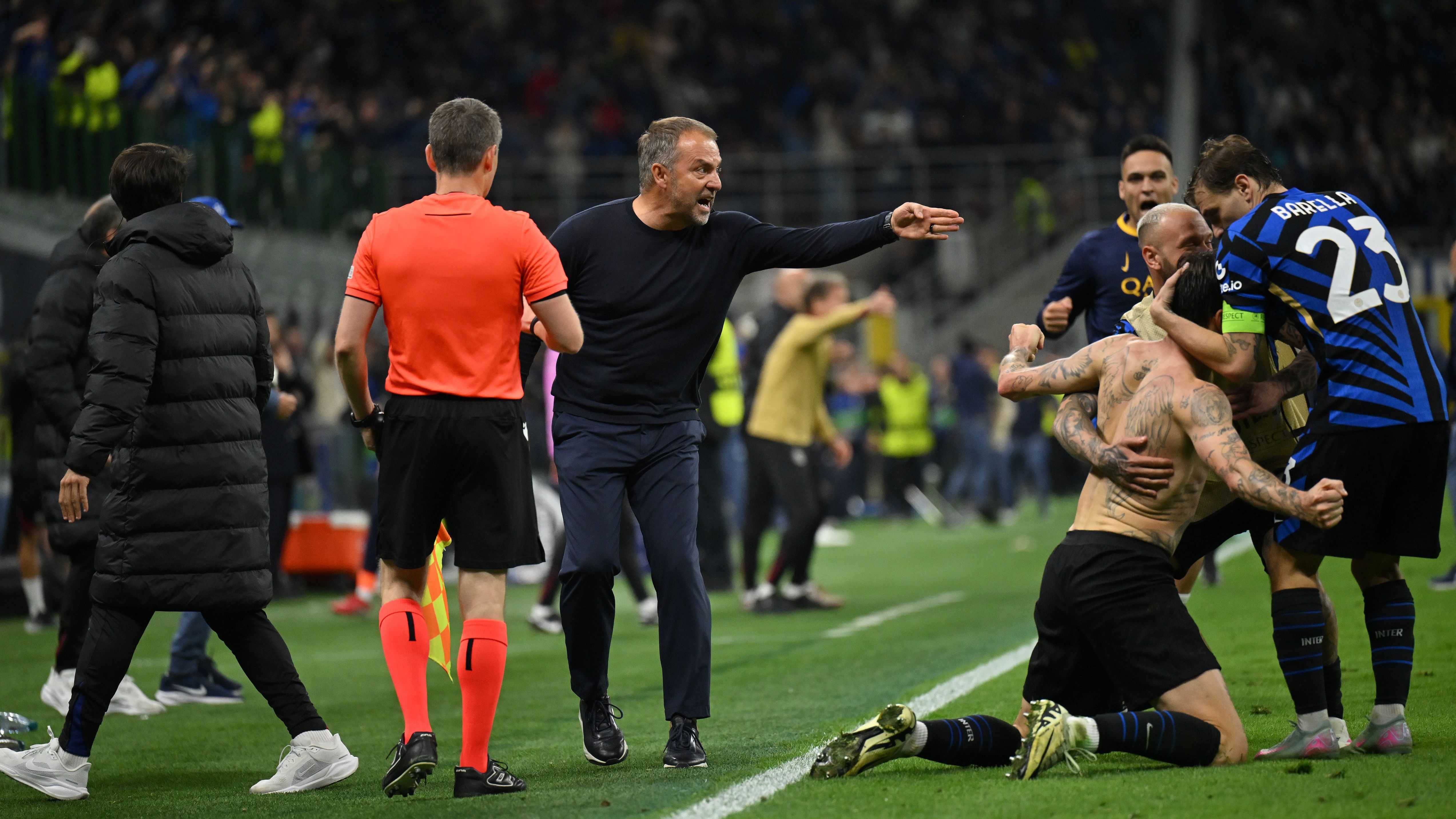 images-v3-getty-2213788902-crop-MM5DKMBZGI5DEOBWGQ5G433XMU5DAORSGA3Q====-GettyImages-2213788902