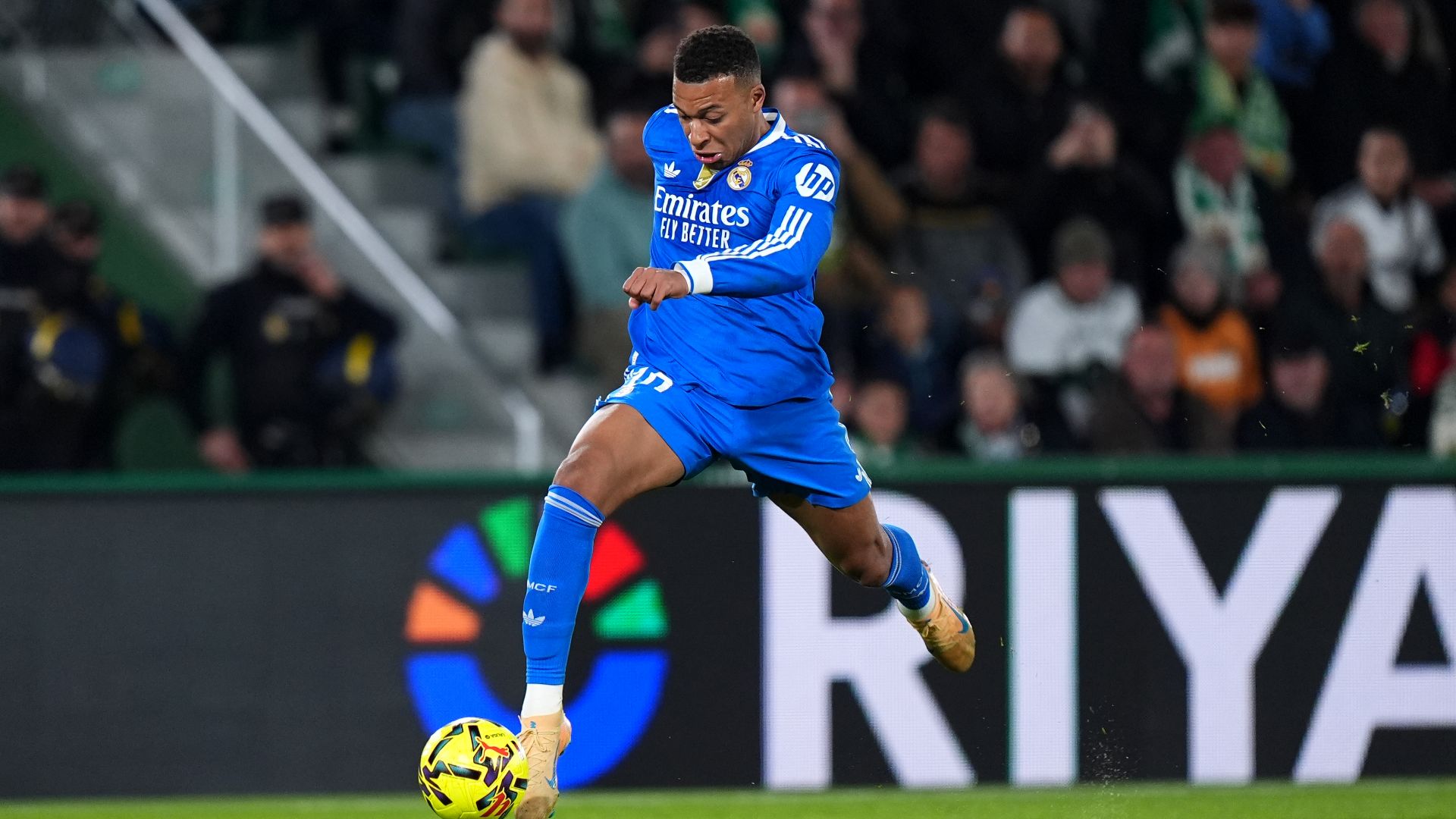 images-v3-blt01aebeb73f7d44e3-GOAL%20-%20Blank%20WEB%20-%20Facebook%20-%202025-11-23T155641.799