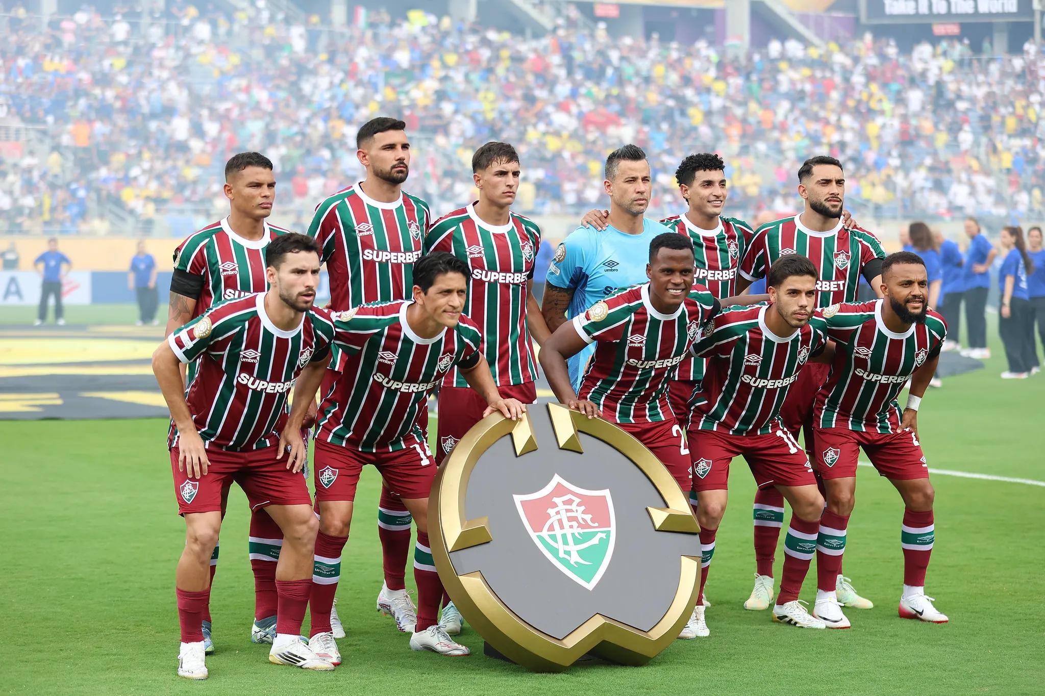 transform-2f400729-2478-4663-aecb-cd8184b644f9-Fluminense-FC-team-poses-prior-to-the-FIFA-Club-World-Cup-2025-match-against-Al-Hilal-on-July-4-2025