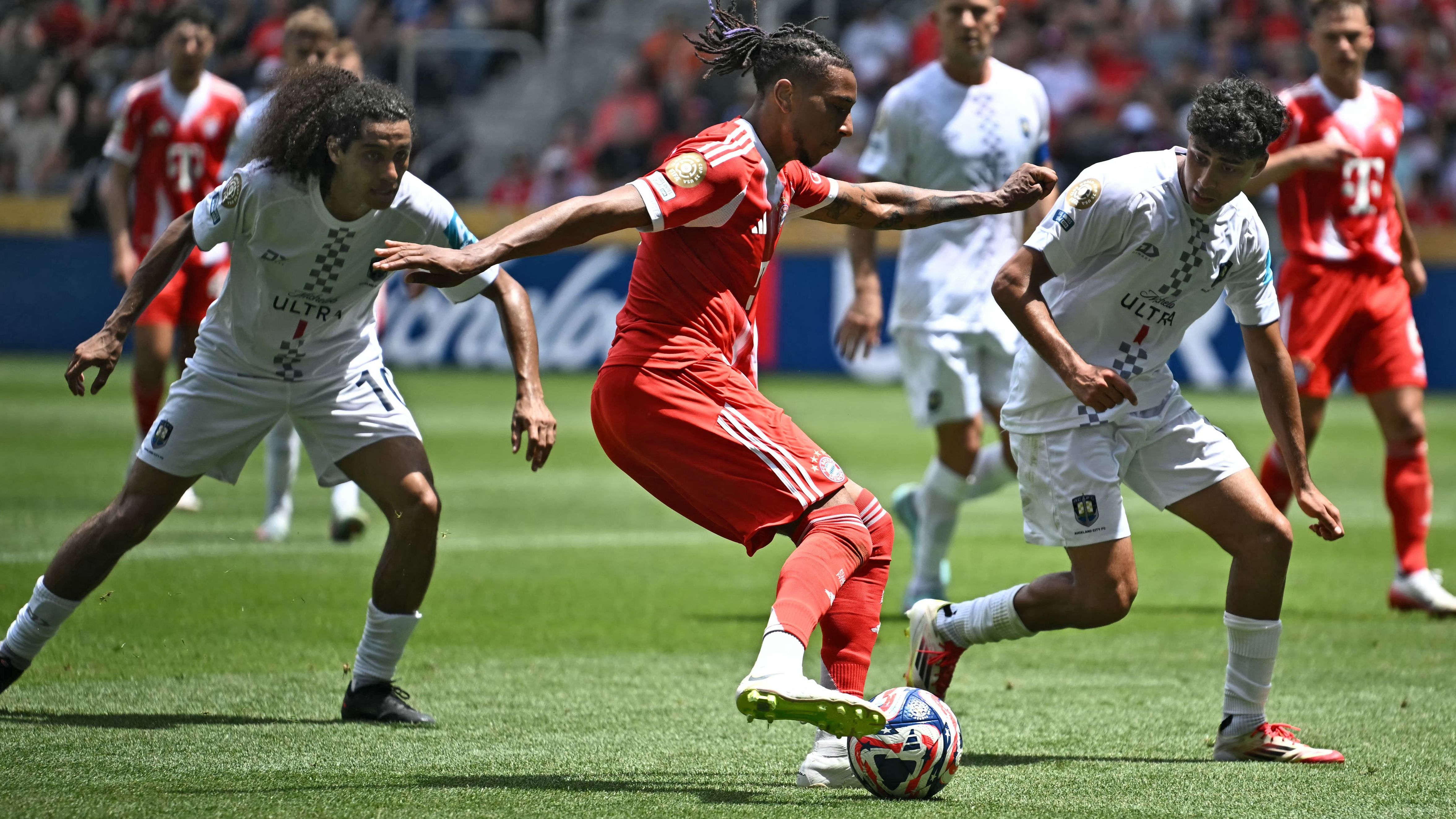 images-v3-getty-2219583234-crop-MM5DINZQGU5DENRUG45G433XMU5DEMBUHIYTSMI=-GettyImages-2219583234