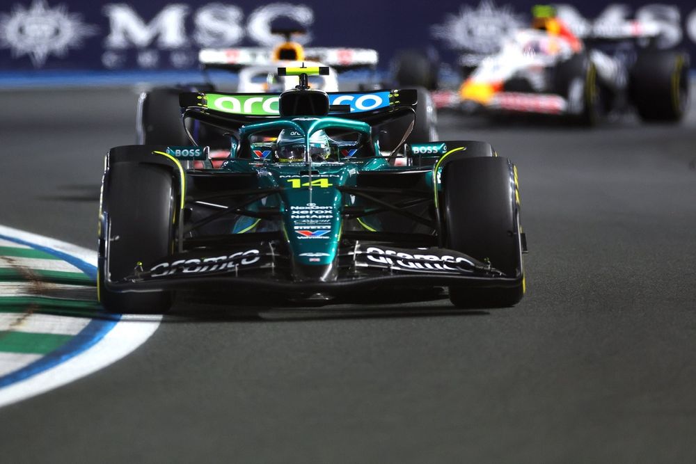 images-mgl-2y3eQgm6-s1000-fernando-alonso-aston-martin-r