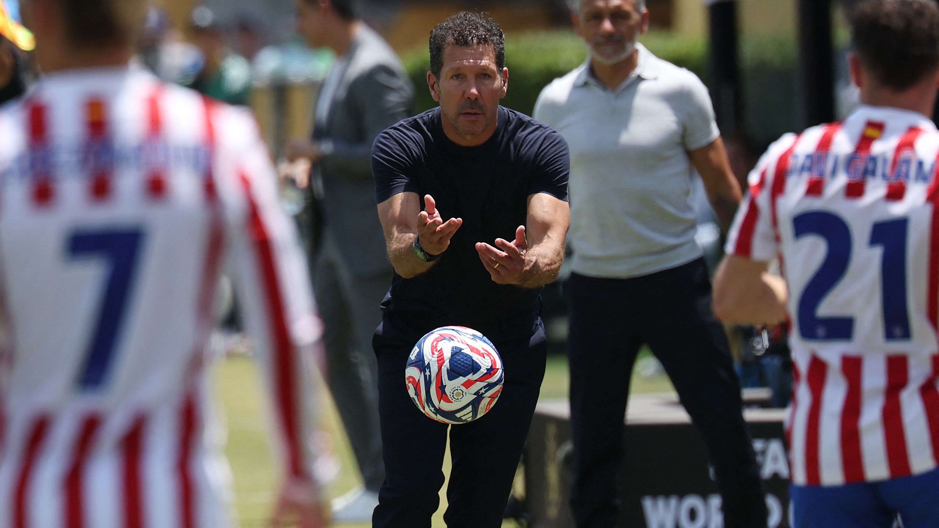 images-v3-getty-2221097968-crop-MM5DGMBYGY5DCNZTGY5G433XMU5DAORRGYYQ====-GettyImages-2221097968