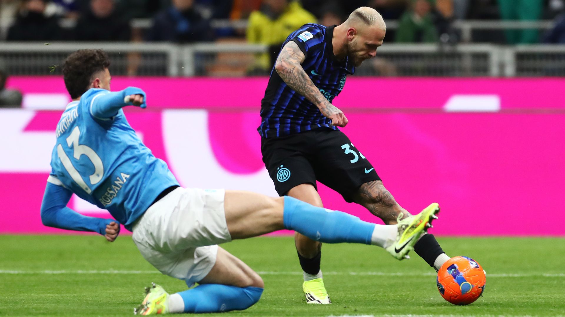 images-v3-bltd059cbb4a97a02c7-Inter%20Napoli%20Dimarco