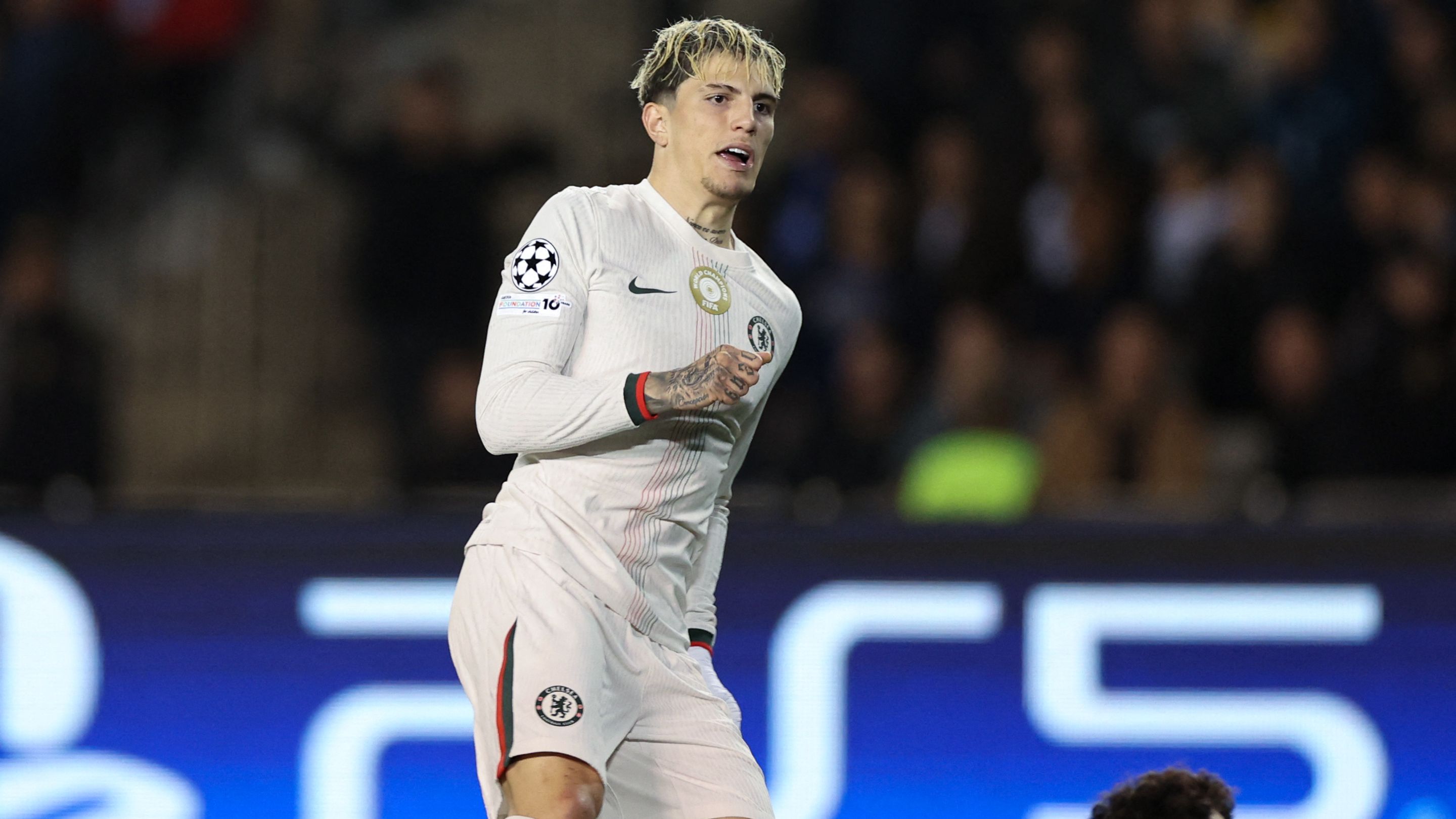 images-v3-getty-2244663669-crop-MM5DEOBYGA5DCNRSGA5G433XMU5DGNR2GA======-GettyImages-2244663669