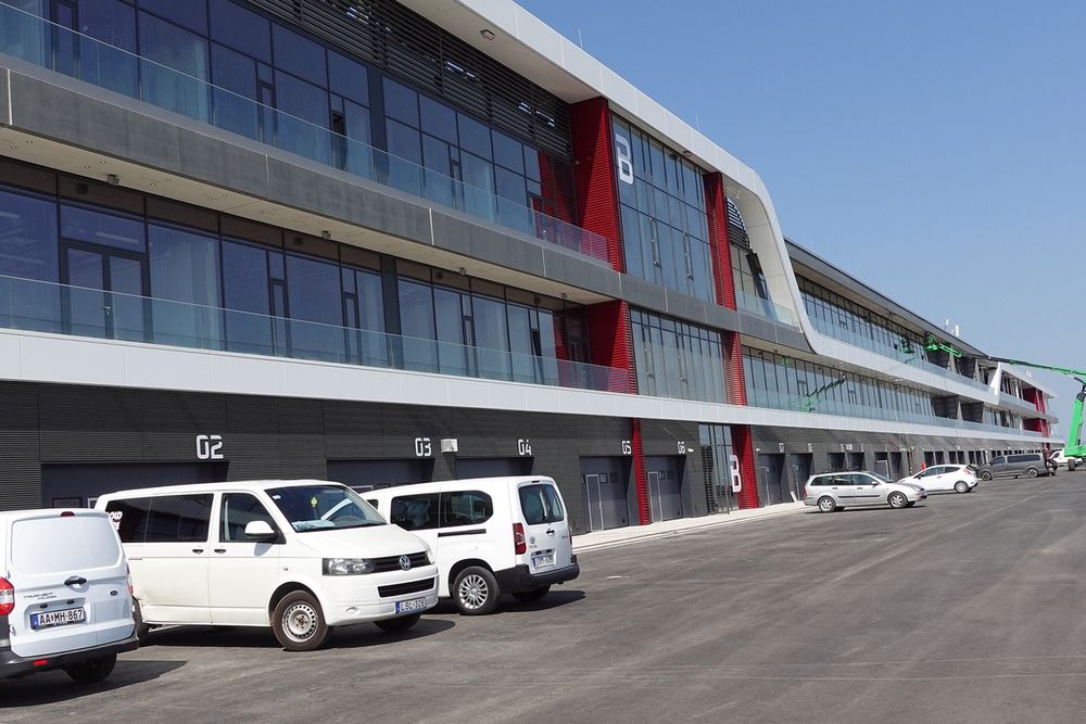 images-mgl-0RrQqAV0-s1000-hungaroring-overview