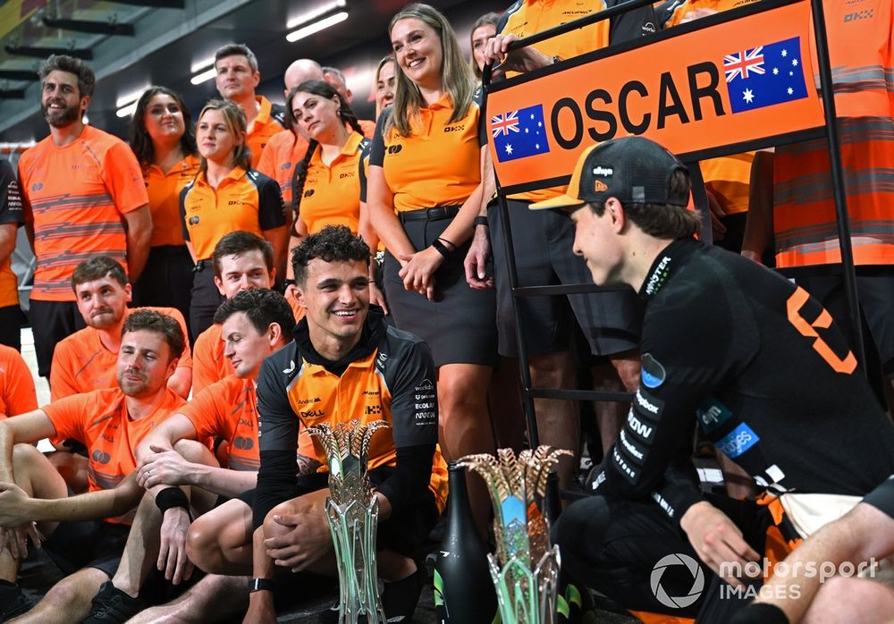 images-mgl-63vbaMDY-s1000-lando-norris-mclaren-oscar-pia