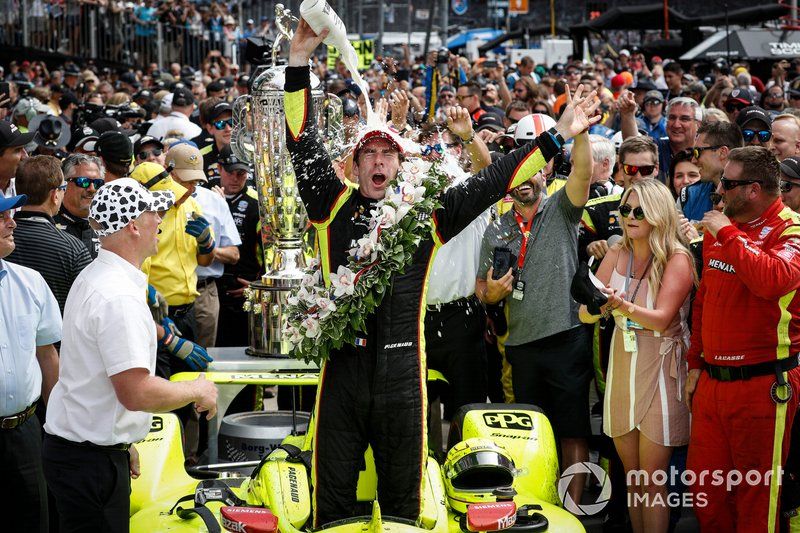 images-mgl-25419Bl0-s1000-winner-simon-pagenaud-team-pen-1