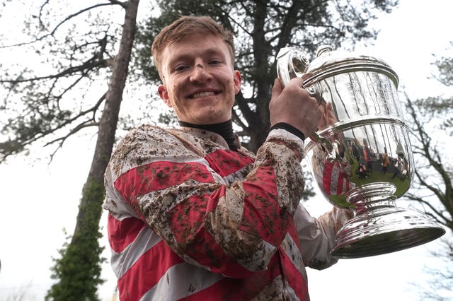 v2-image-production-8f25d9f4cf33d0bf1c20ddc29017c167Y29udGVudHNlYXJjaGFwaSwxNzY5MTg0Njkz-2.83166734