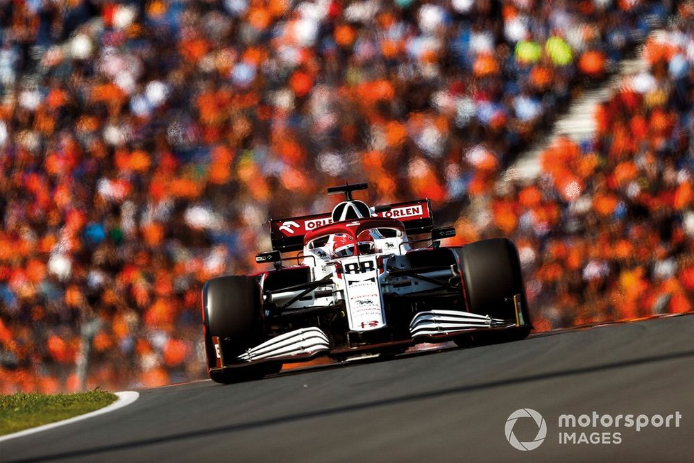 images-mgl-6zQ7xVwY-s1000-robert-kubica-test-and-reserve-1