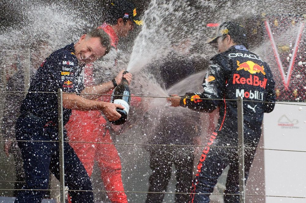 images-mgl-68yxbaV0-s1000-podium-christian-horner-team-p-1