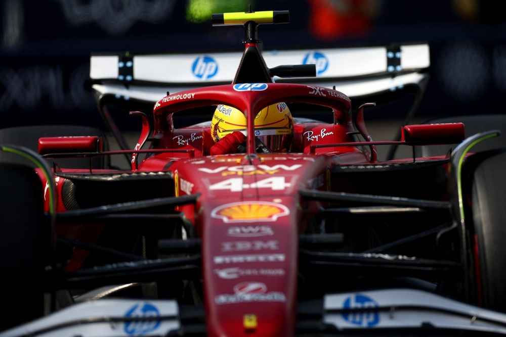 images-mgl-2d1kqjLY-s1000-lewis-hamilton-ferrari