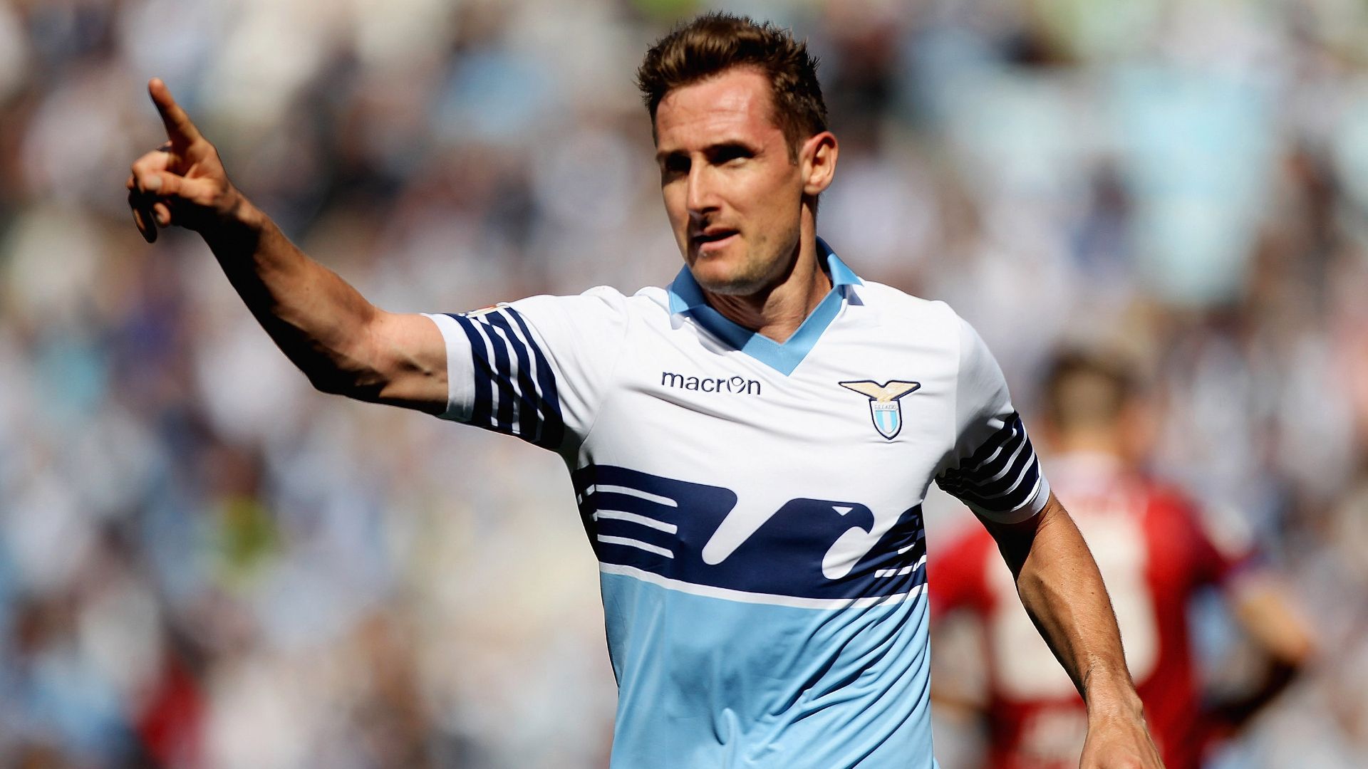 images-v3-blte09affe9bb58e9ab-Klose%20Lazio(1)