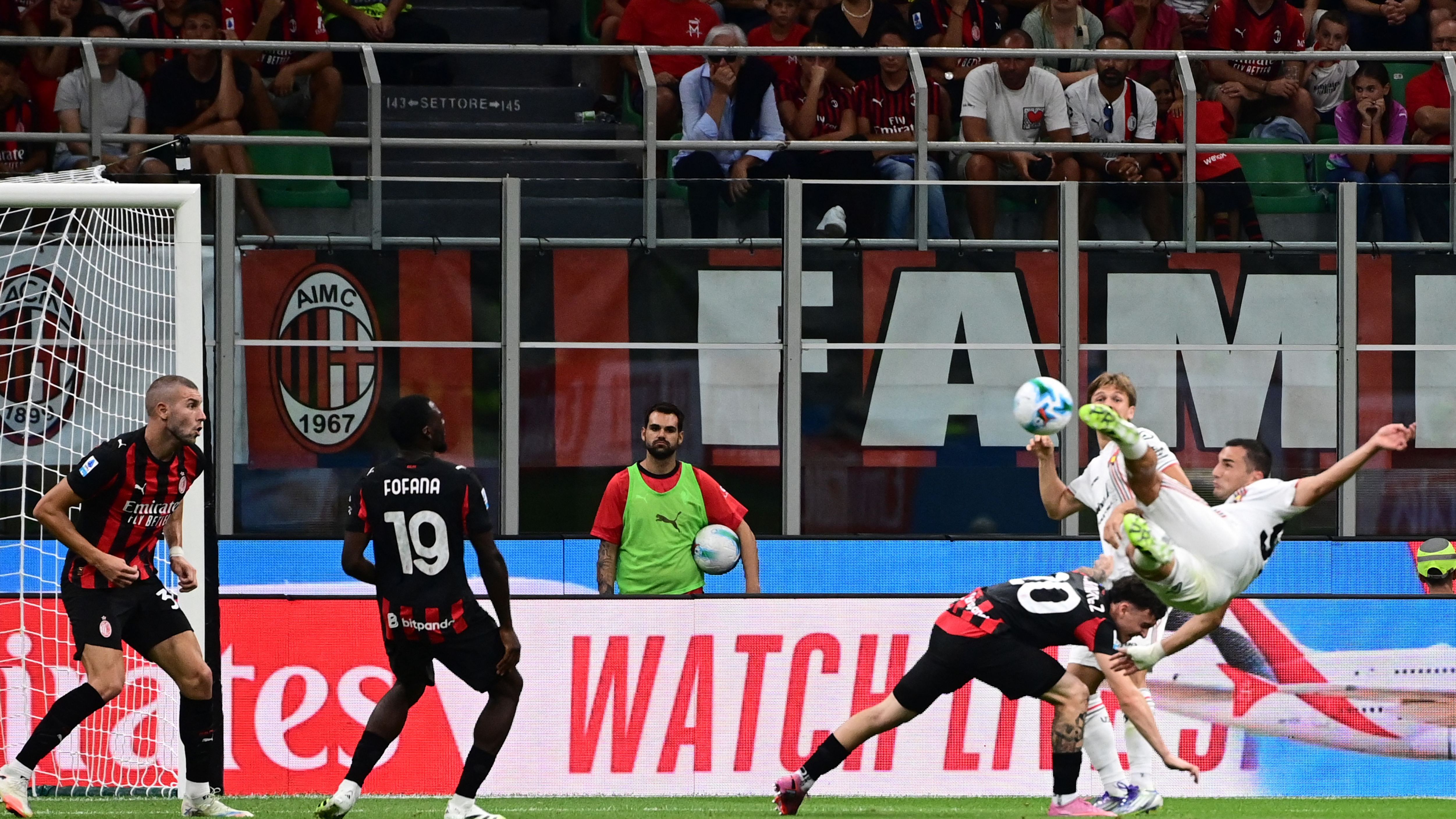 images-v3-getty-2230870178-crop-MM5DKMBQGQ5DEOBRGU5G433XMU5DAORSGYYQ====-GettyImages-2230870178