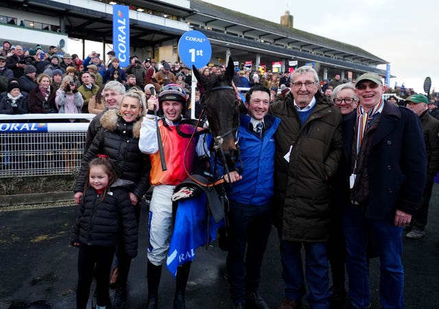 v2-image-production-24cf73a883057d9b91bf8269f73f11f4Y29udGVudHNlYXJjaGFwaSwxNzY2OTM2MjY3-2.82896898