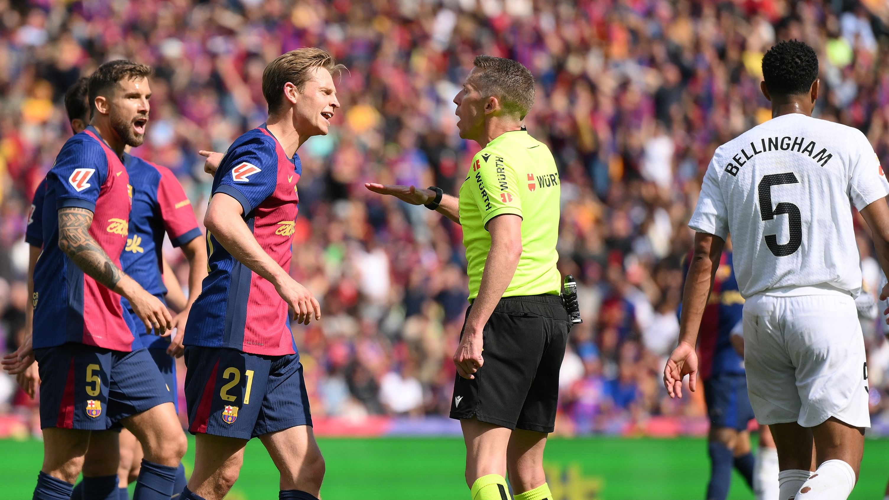 images-v3-getty-2214529586-crop-MM5DGMBQHA5DCNRZGI5G433XMU5DCNBZGE5DMNZU-GettyImages-2214529586