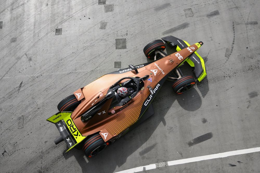 images-mgl-2d1kJ57Y-s1000-dan-ticktum-kiro-race-co