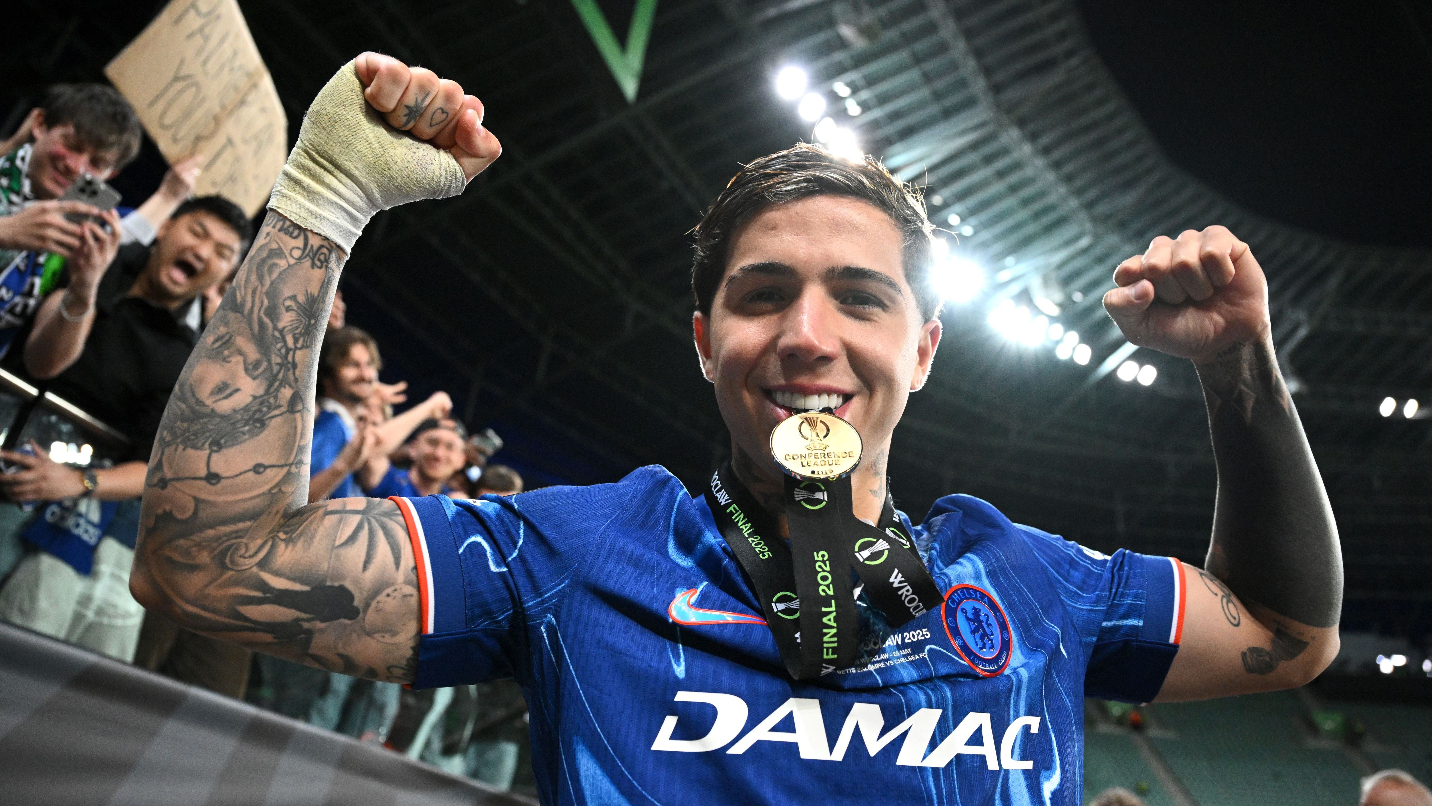 images-v3-getty-2217552457-crop-MM5DKMBQGQ5DEOBRGU5G433XMU5DAORSGYYQ====-GettyImages-2217552457