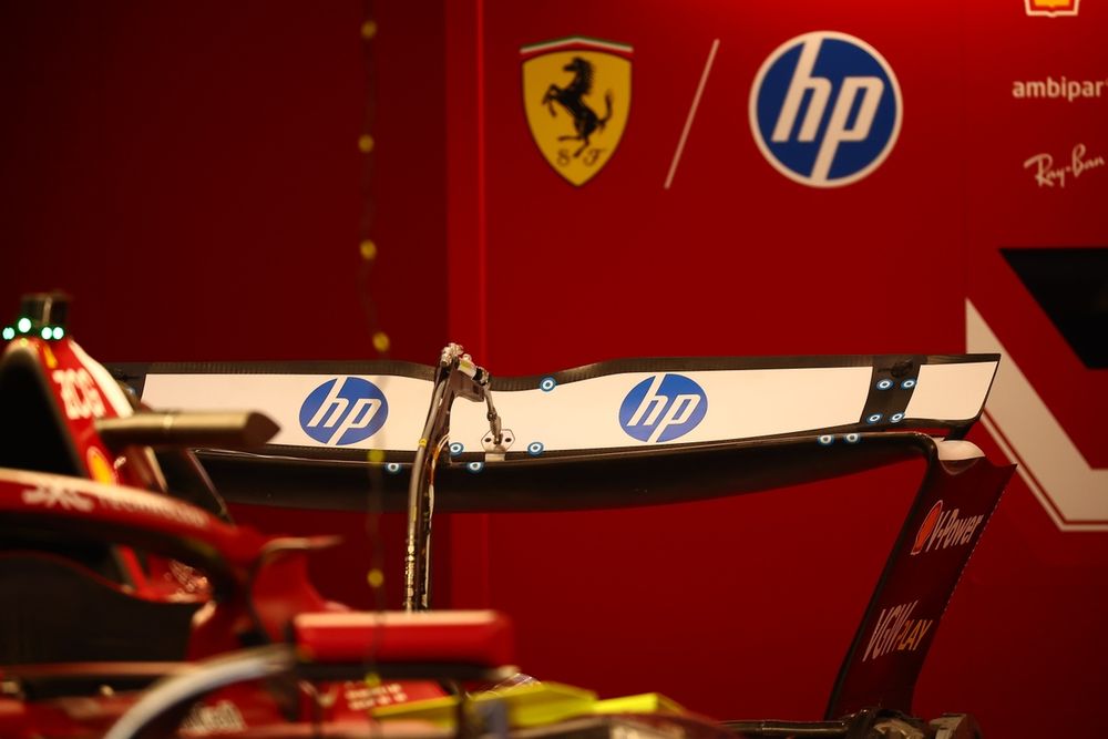 images-mgl-2QzAxNOY-s1000-ferrari-sf-25-dettaglio-ala-po