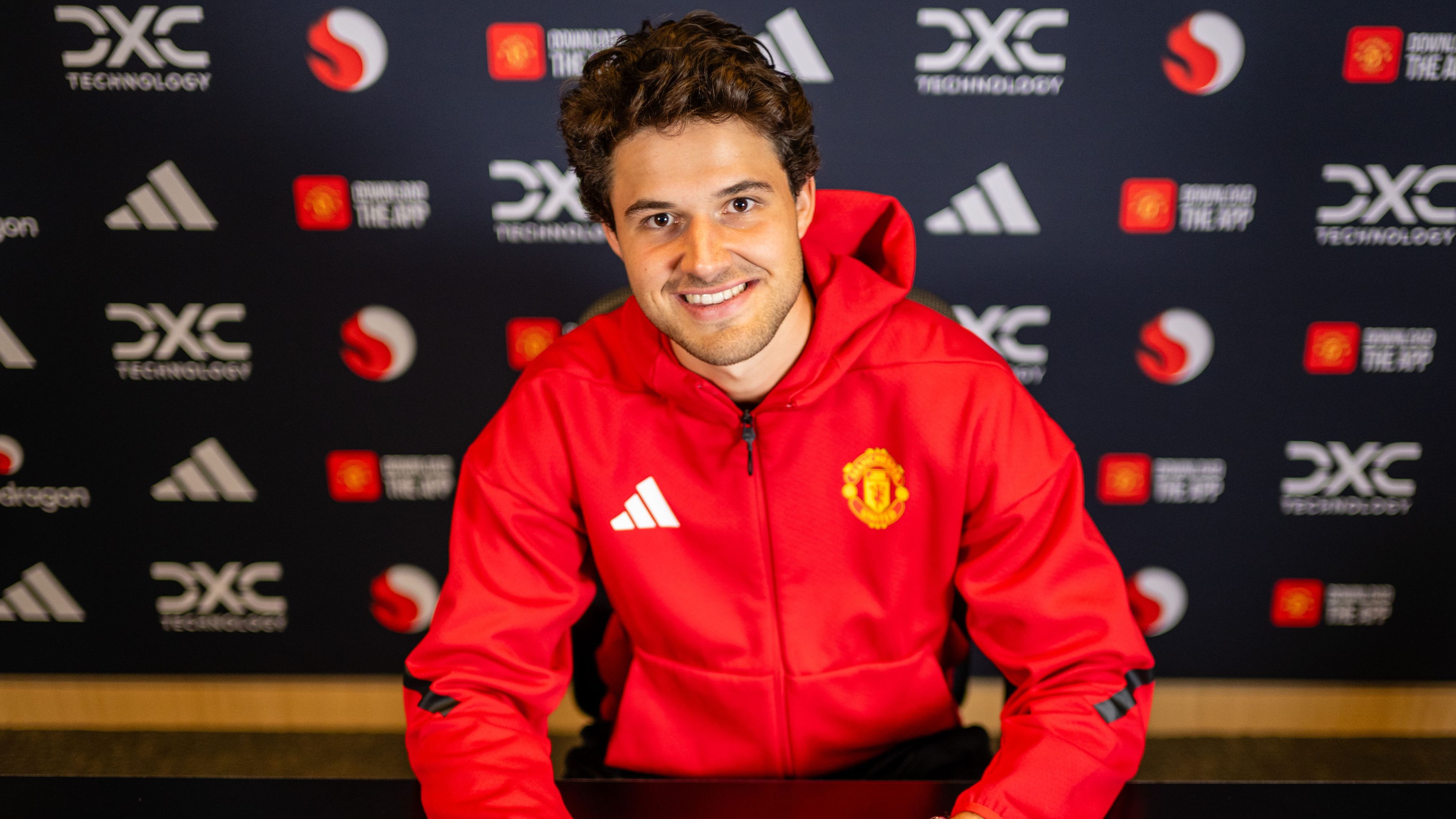 images-v3-blt2eec6530706e7278-crop-MM5DIMBQGM5DEMRVGI5G433XMU5DIMJRHIYA====-GettyImages-2233247842