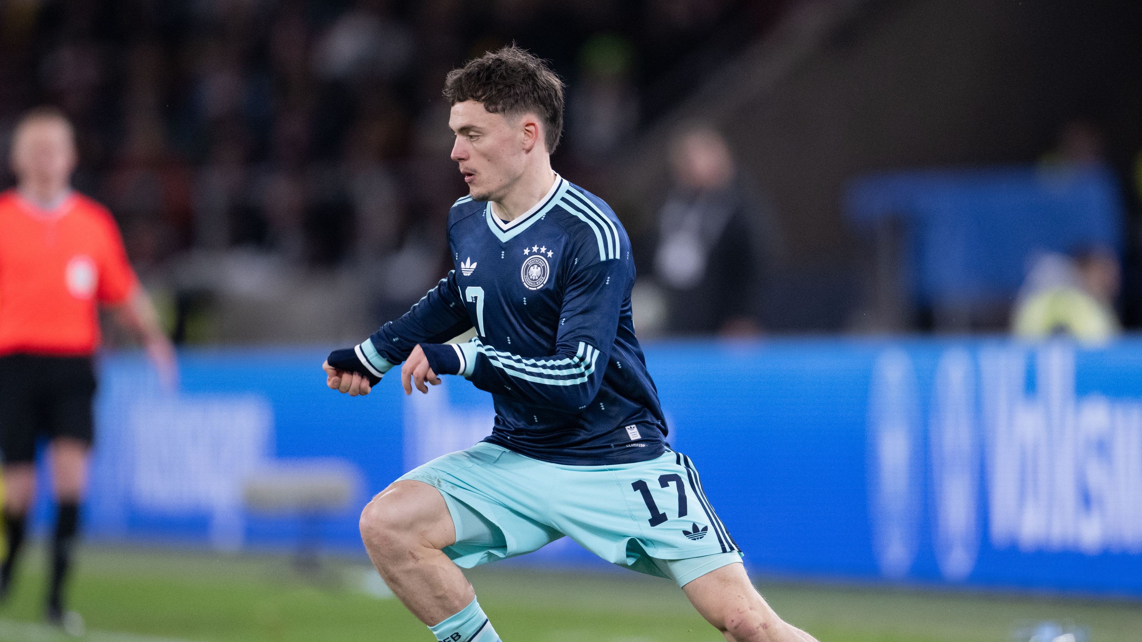 images-v3-getty-2269196061-crop-MM5DIMBQGM5DEMRVGI5G433XMU5DKMJVHIZDANY=-GettyImages-2269196061