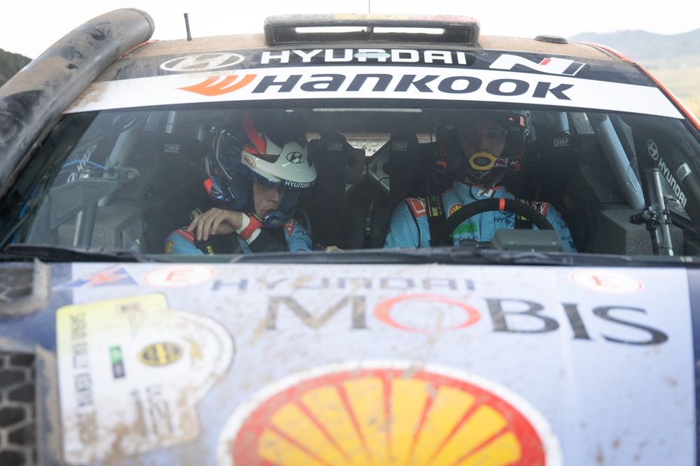 images-mgl-254qNkl0-s1000-thierry-neuville-martijn-wydae