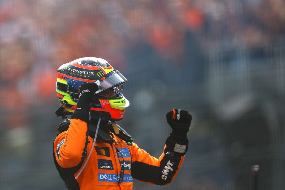 images-mgl-6zQGR7wY-s1000-oscar-piastri-mclaren