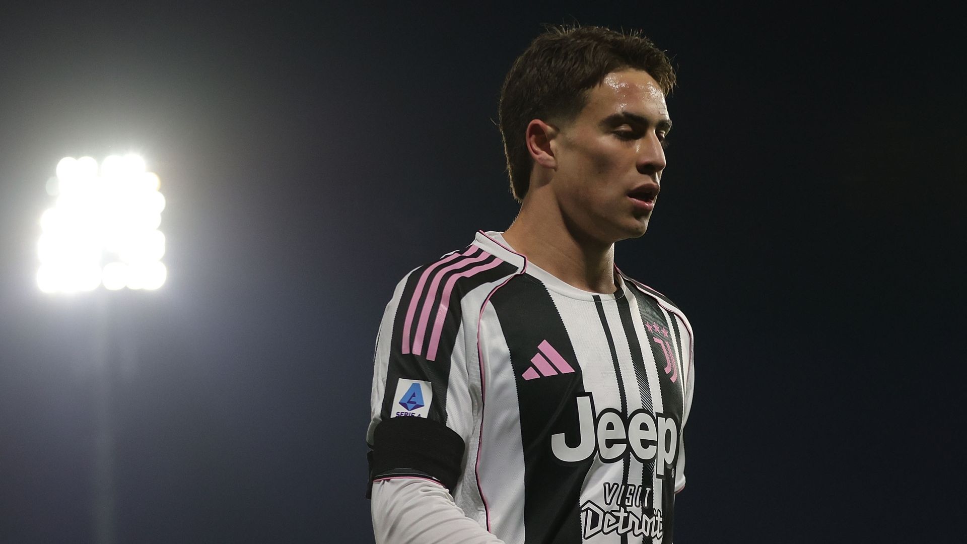 images-v3-blt38567c6f5680196f-crop-MM5DCOJSGA5DCMBYGA5G433XMU5DAORR-Yildiz%20Juventus%20(13)