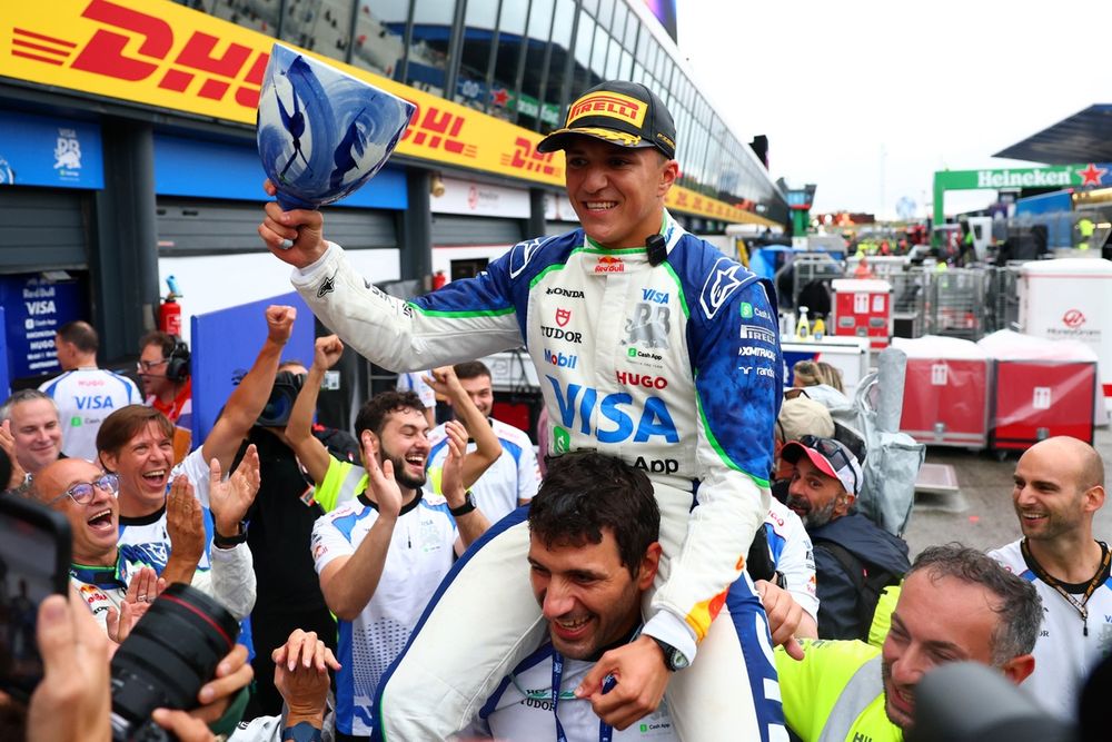 images-mgl-0rGXrb72-s1000-isack-hadjar-racing-bulls