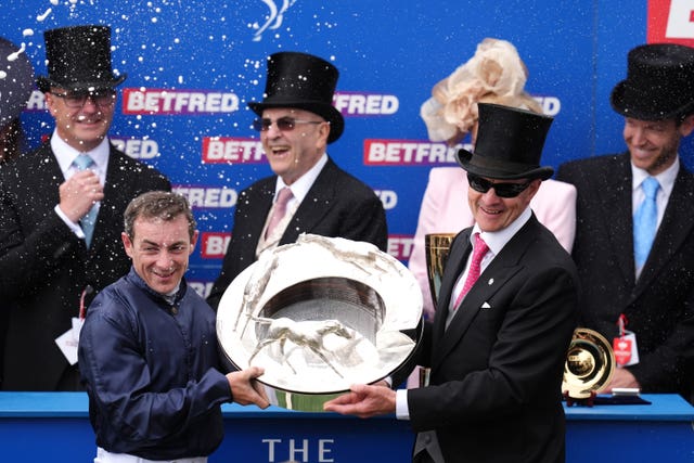 v2-image-production-46d3ab7061f7e4fdcba31aea21ad16bdY29udGVudHNlYXJjaGFwaSwxNzQ5NDAwMzcw-2.80548881