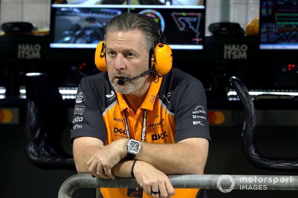 images-mgl-0ZR77gV0-s1000-zak-brown-mclaren