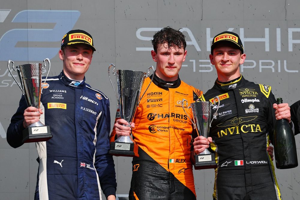 images-mgl-27vkd1x0-s1000-podium-race-winner-alex-dunne-