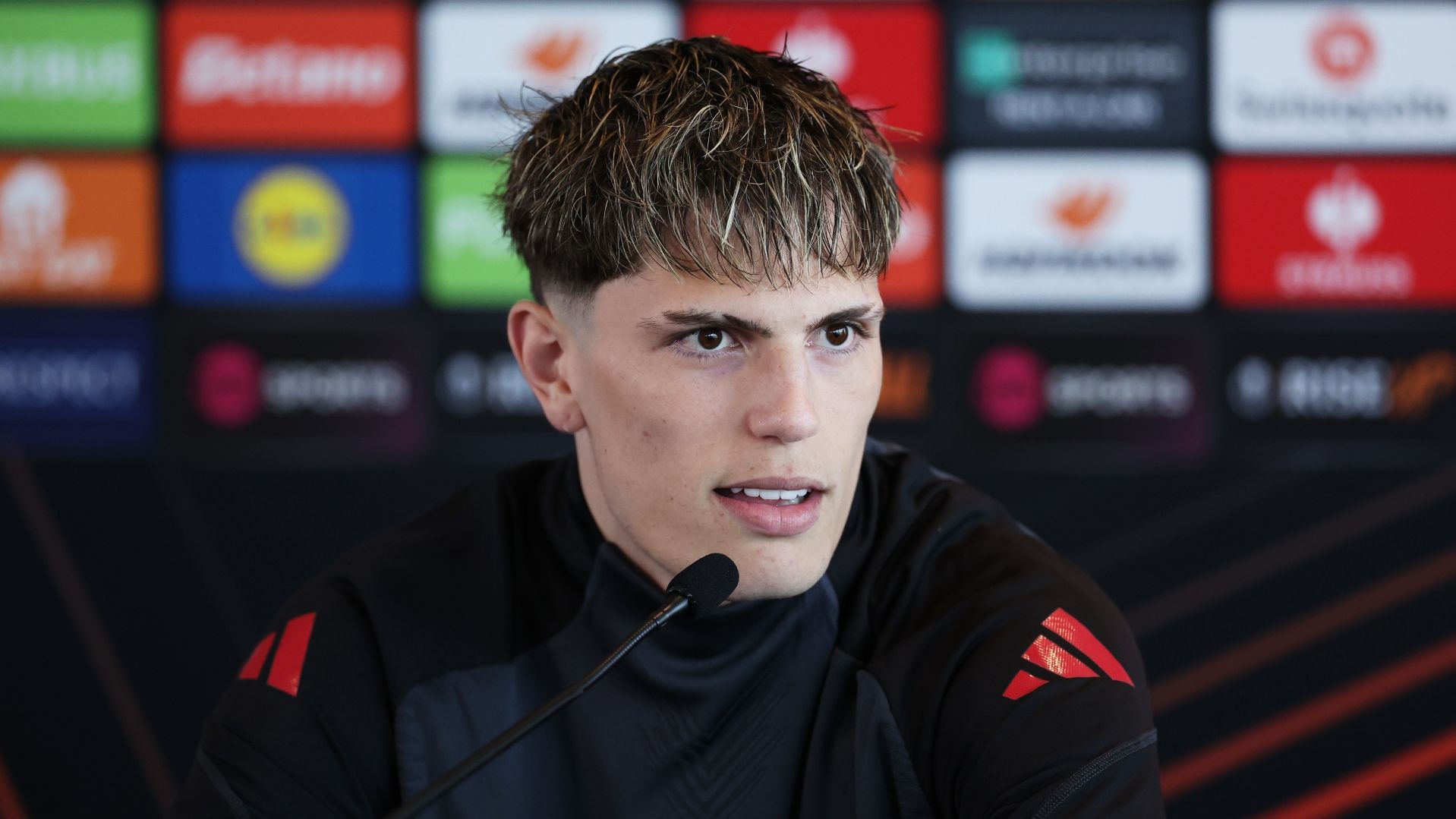 images-v3-blte2f137993139a20e-crop-MM5DCOJRHA5DCMBXHE5G433XMU5DCORQ-garnacho