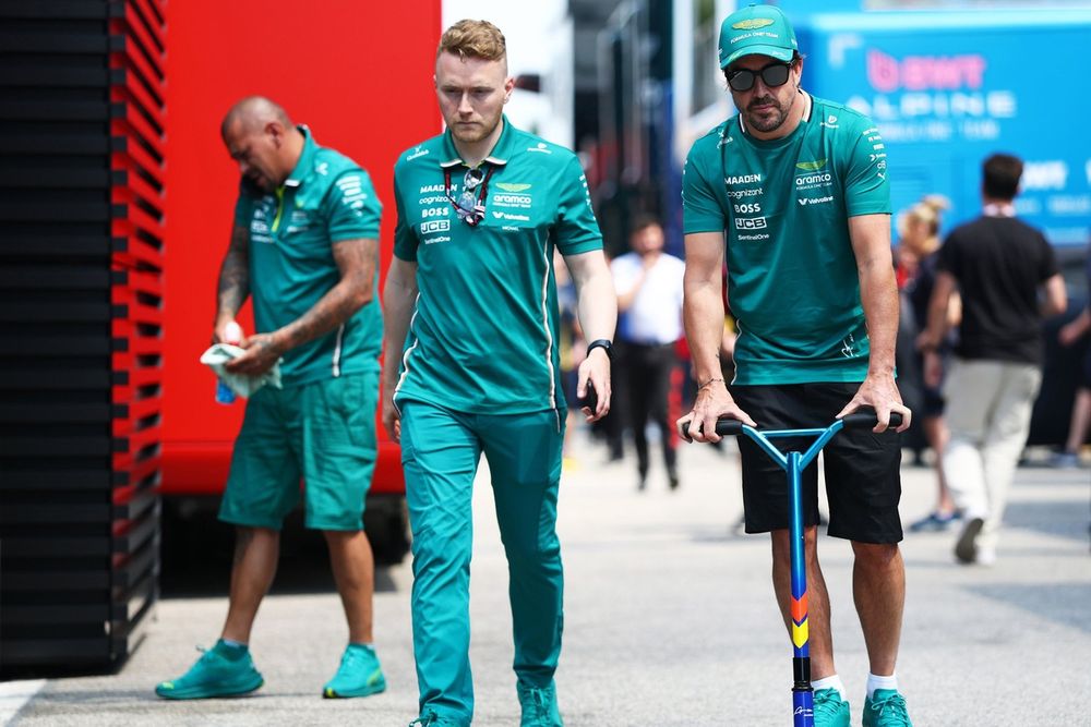 images-mgl-6VRzyPV6-s1000-fernando-alonso-aston-martin-r