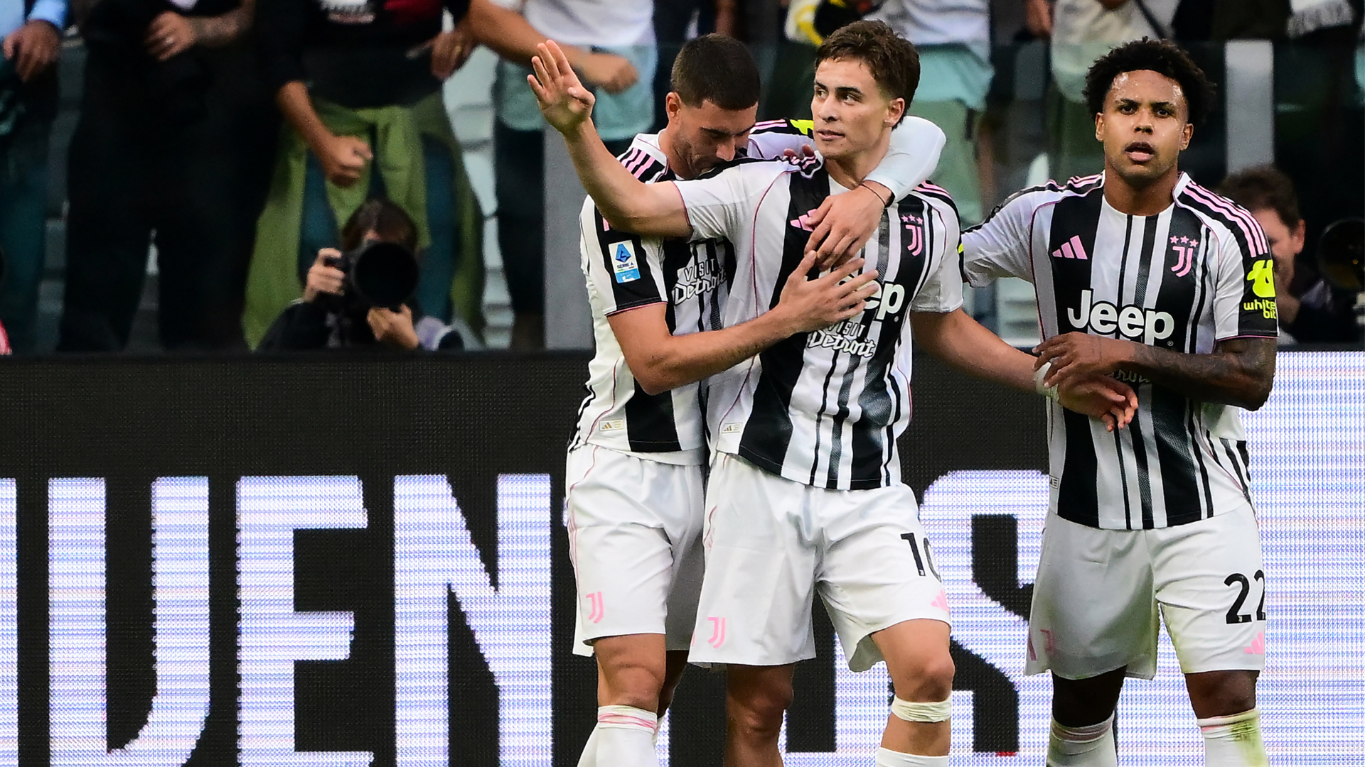 images-v3-blt24f312b4ac384aa3-FOTO%20PEZZI%201920X1080%20(32)