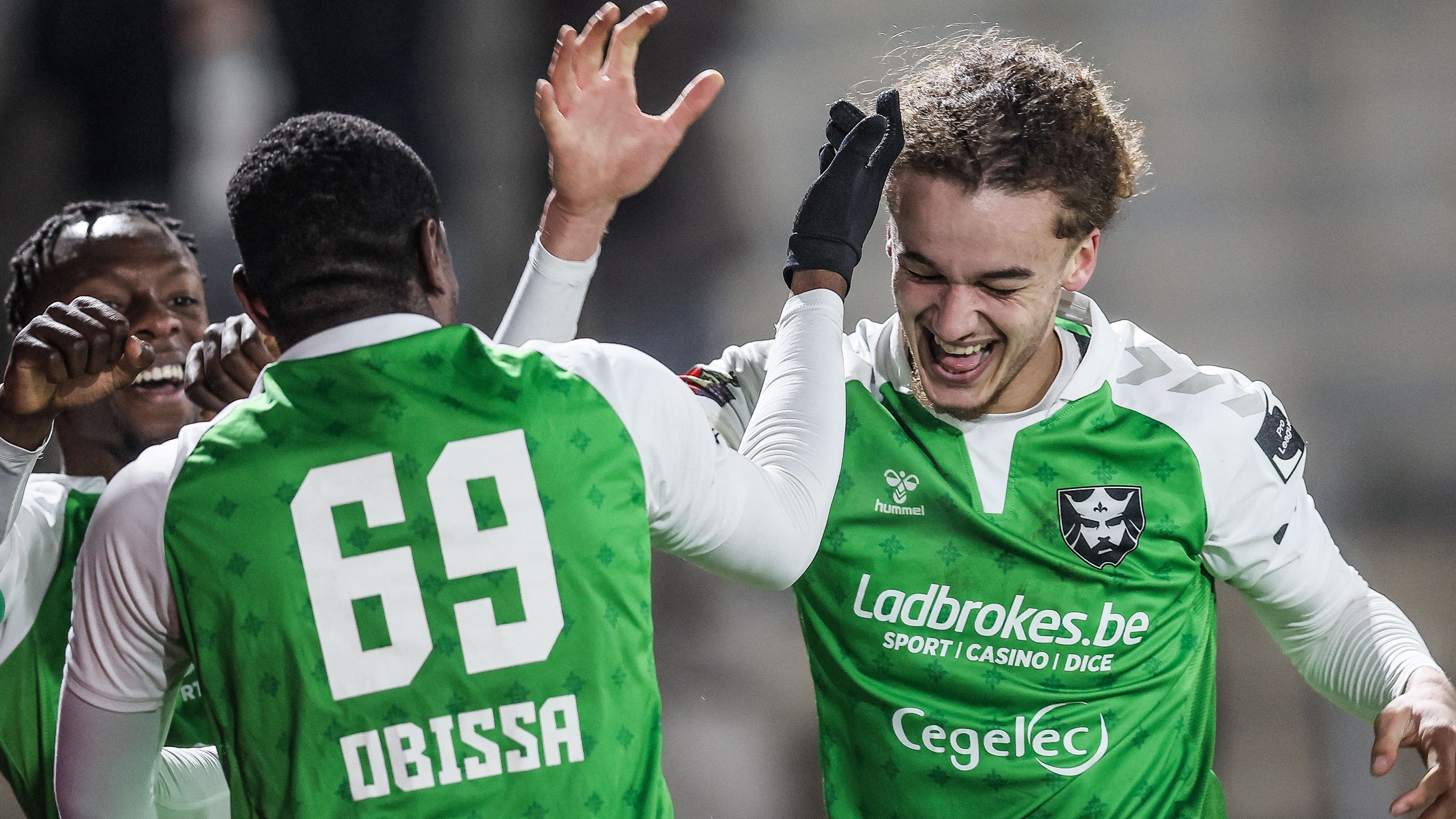 images-v3-getty-1956017432-crop-MM5DIMBQGA5DEMRVGA5G433XMU5DAORSGA4Q====-GettyImages-1956017432