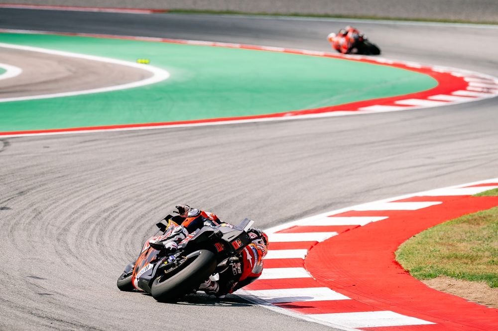 images-mgl-0qX5yPw6-s1000-pedro-acosta-red-bull-ktm-fact