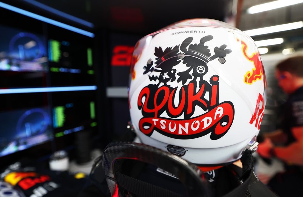 images-mgl-0rGXDb52-s1000-yuki-tsunoda-red-bull-racing-t