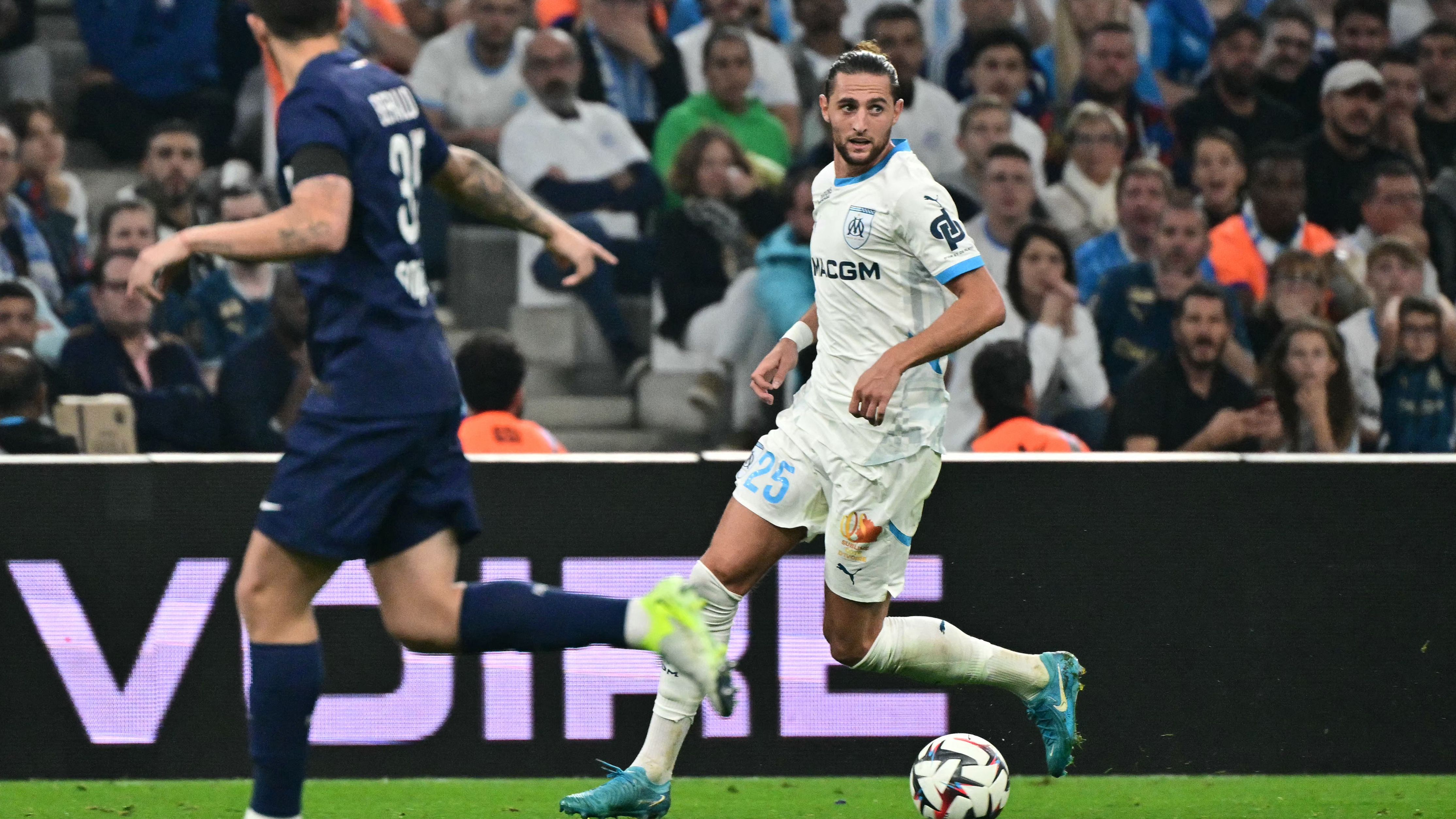 images-v3-getty-2180734580-crop-MM5DINBVG45DENJQG45G433XMU5DAORSGMZA====-GettyImages-2180734580