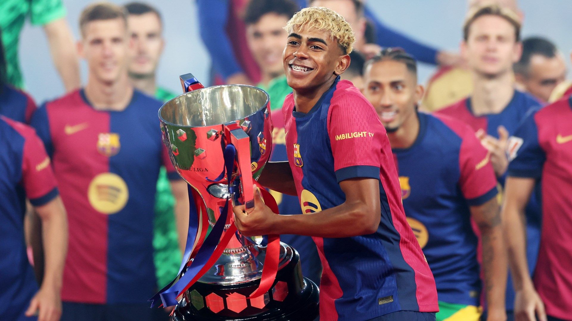 images-v3-bltb495a42363a59ec4-crop-MM5DCOJSGA5DCMBYGA5G433XMU5DAORQ-Lamine%20Yamal%20Barcelona%202025