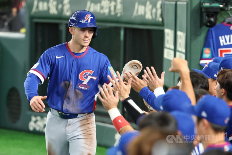 www-WebPhotos-800-20260307-2000x1333_wmky_7640192328434_202603070096000000