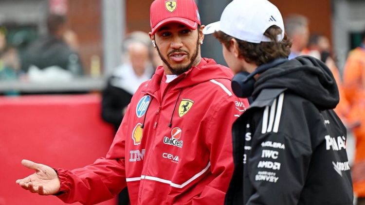 images-mgl-0oOyJJb0-s1000-lewis-hamilton-ferrari-andrea-