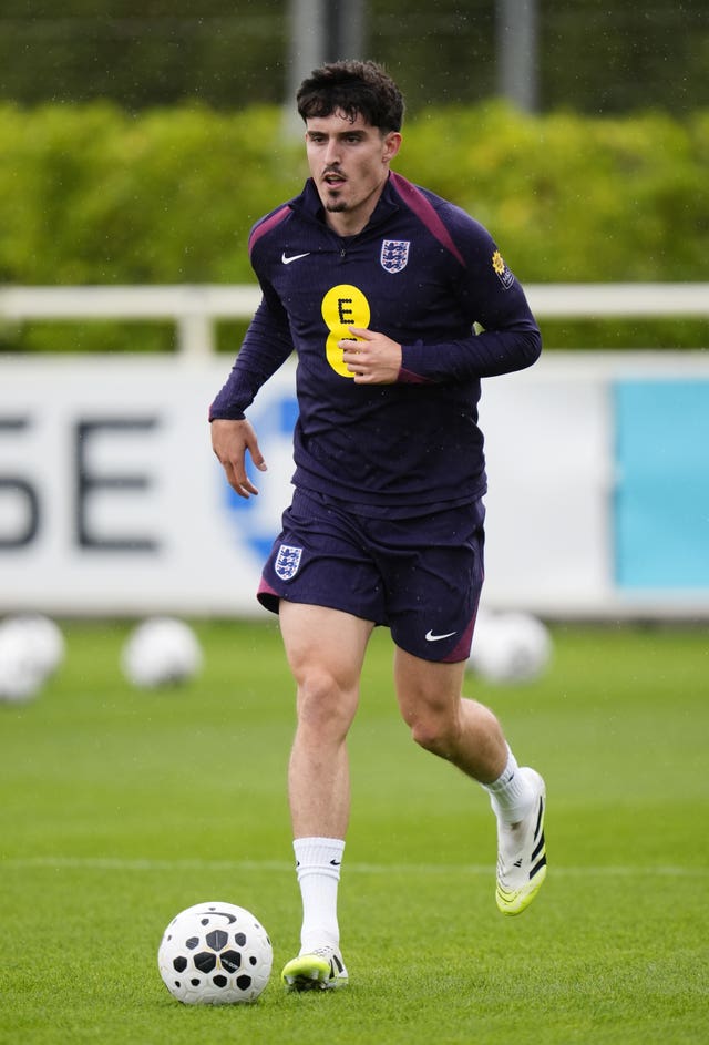 v2-image-production-37d128858a9831cbc1374705da6b4d81Y29udGVudHNlYXJjaGFwaSwxNzYzNDU3MTQ1-2.81466395