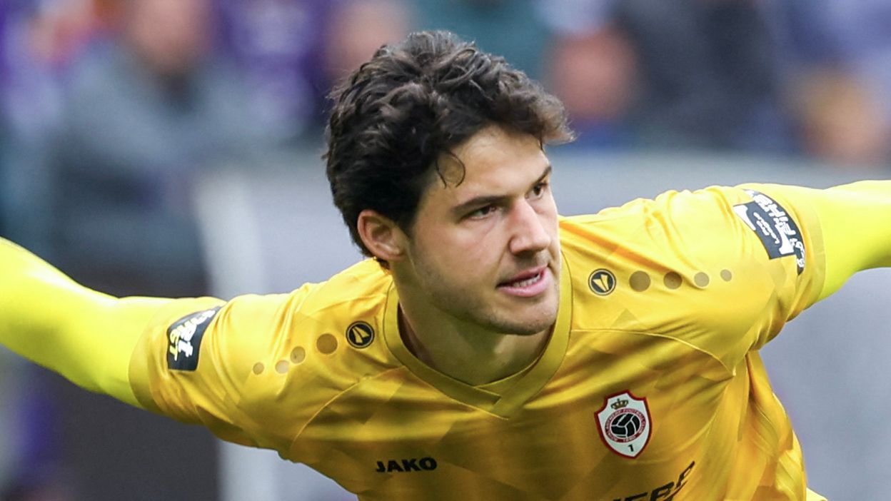 images-v3-getty-2210501328-crop-MM5DCMRUHA5DOMBSHJXG653FHI4DMMB2G4ZA====-GettyImages-2210501328